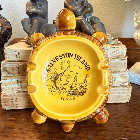 Vintage Galveston Texas Turtle ashtray - Picture 8 of 14